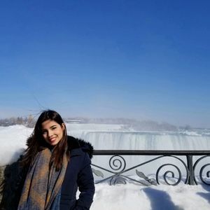 Meet your Posher, Abi